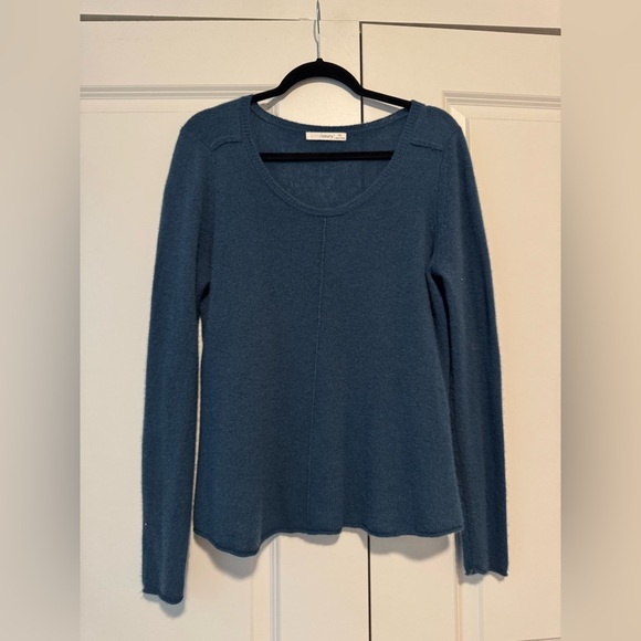 Subtle Luxury Teal Crew Neck Cashmere Sweater Sz M/L - Picture 1 of 6